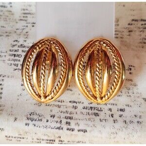 Vintage Clip-On Earrings Gold Tone w/ Braided Detail - Old Money Sophistication